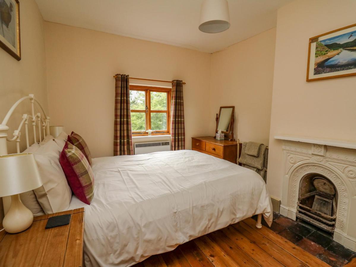Byrdir Cottage Llanwrthwl Bagian luar foto