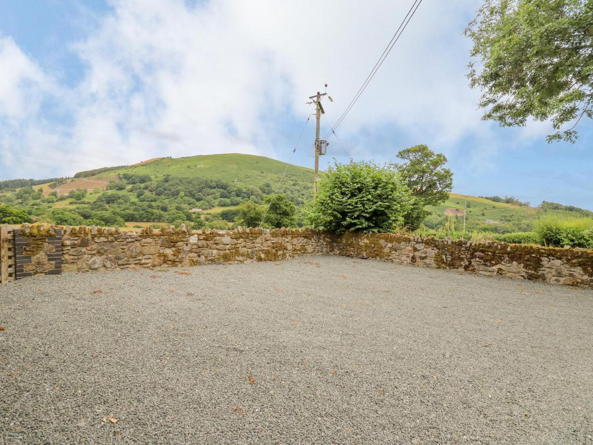 Byrdir Cottage Llanwrthwl Bagian luar foto